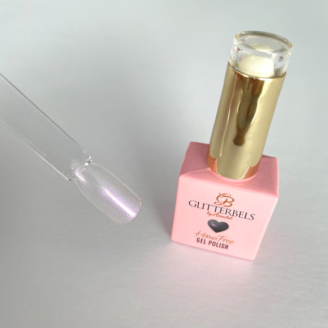 Opalescent
Hema Free Gel Polish by Glitterbels